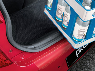 1629275176_1Y272ADE10TR_IM_Rear_bumper_protection_foil_transparent_01 400xauto