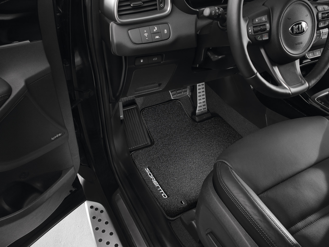 1632317018_C5143ADE00_IM_textile_floor_mat_velour_LHD_01 1280xauto