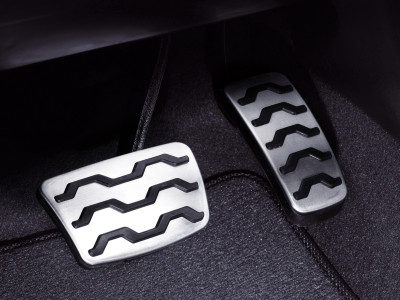 1633337416_P88502K010 P88502K011_IM_Sports_pedal_set_AT_01 400xauto