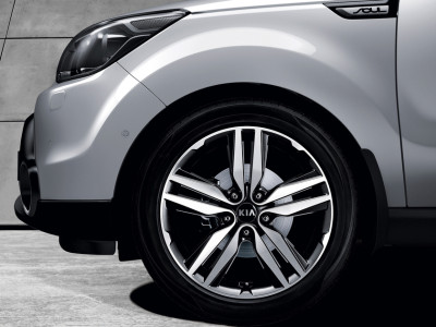 1633357757_B2F40AC400_IM_18_Alloy_wheel_kit__typeE_01 400xauto