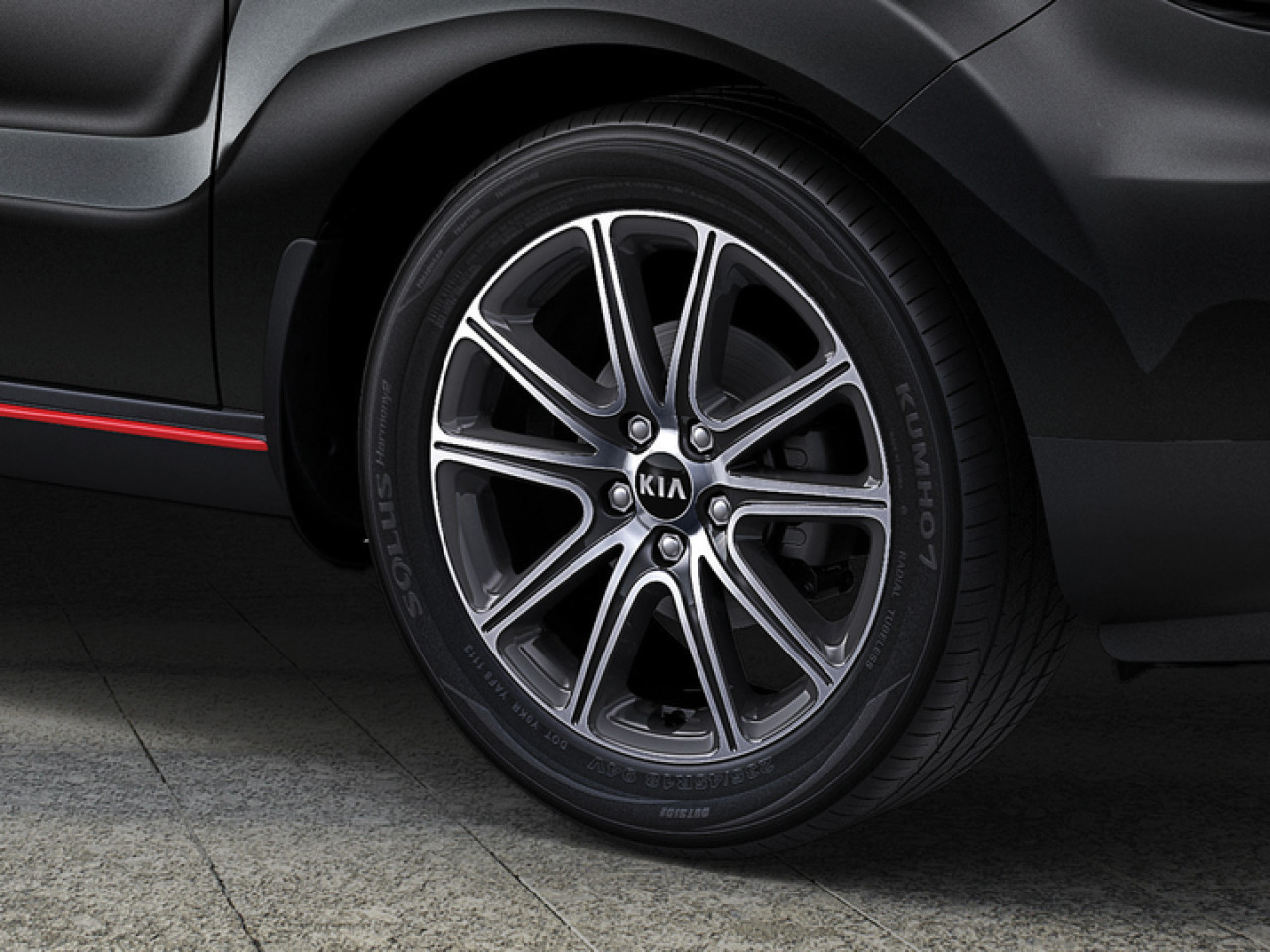 1633359874_B2F40AK600_IM_18_Alloy_wheel_kit_01 1280xauto