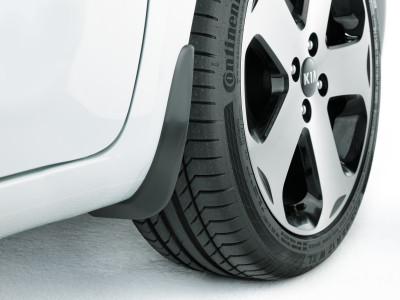 1633598394_1WF46AC000_IM_FRONT_MUD_GUARD_KIT_01 400xauto