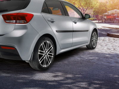 1633684606_H8F46AK000 H8F46AK200 H8271ADE00_IM_Mud_guard_kit_01 400xauto