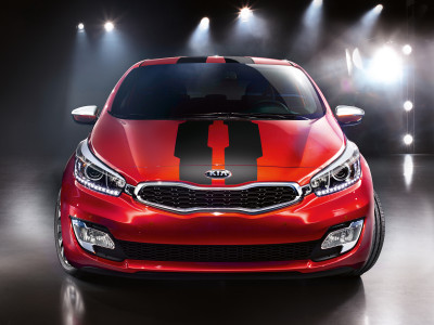 1633693648_A2431ADE00ST A2200ADE00GTBL_IM_door_mirror_caps___body_decals_racing_stripes_01 400xauto