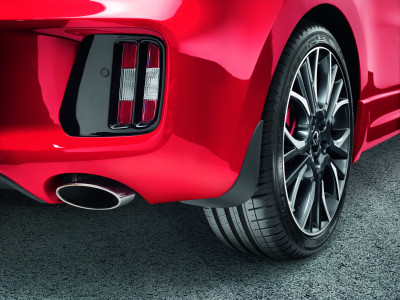 1633694917_A2460ADE25GT_IM_mud_guard_kit_rear_01 400xauto