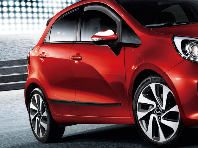 1633703919_1W271ADE00_IM_Side_door_mouldings_1_CROP 400xauto