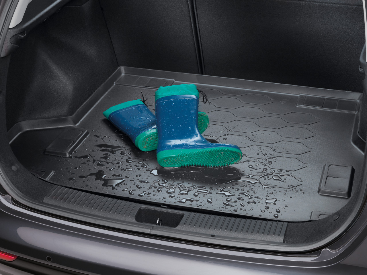 1634729264_A2122ADE10_IM_Trunk_liner_01 1280xauto