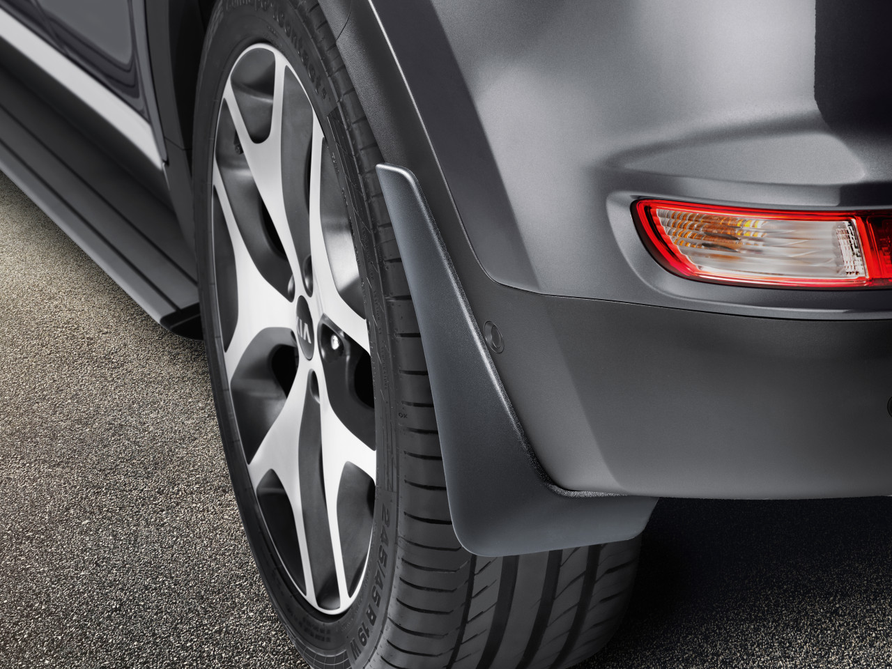 1635326401_F1460ADE20_IM_Mudguard_kit_rear_01 1280xauto