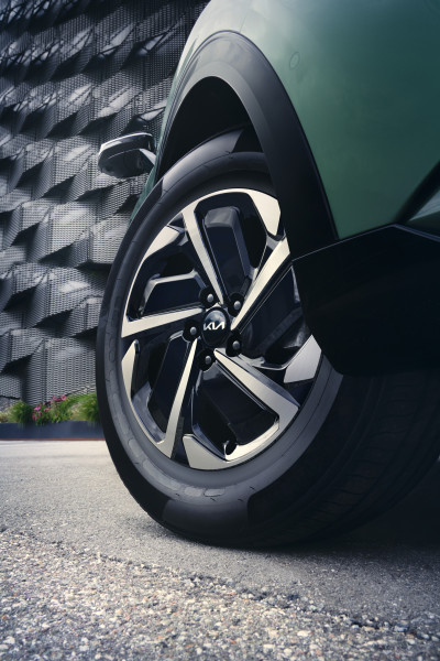 1641906080_52910R2160PAC_IM_Alloy_wheel_17_Type_B_01 400xauto