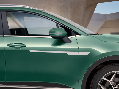 1641906080_R2200ADE10WH_IM_Decals_razor_white_01 400xauto