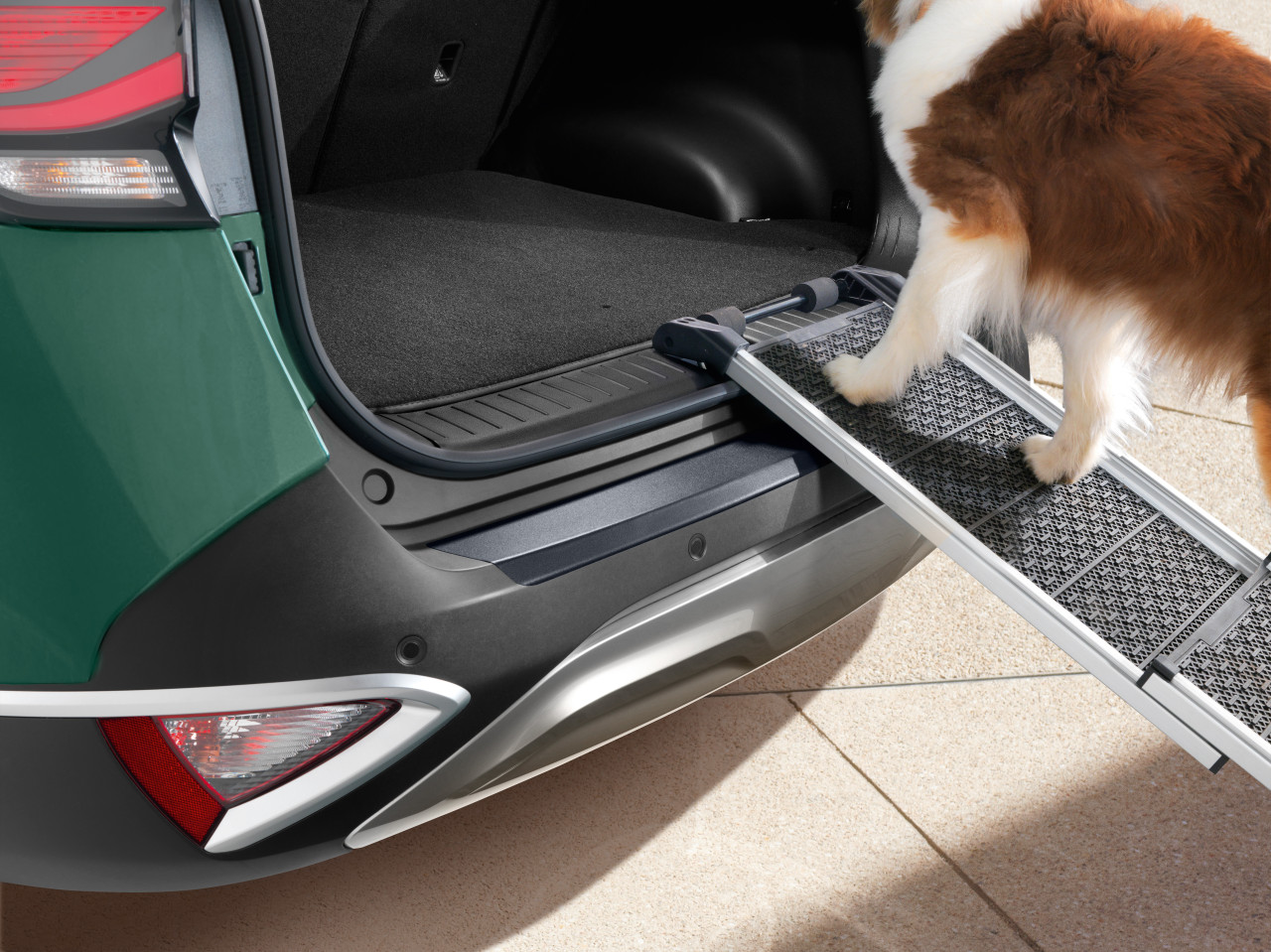 1641908043_R2272ADE00BL_IM_Rear_bumper_protection_foils_black_01 1280xauto