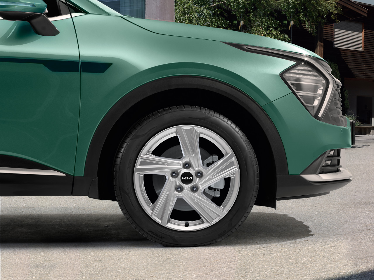 1641908512_R2400ADE07_IM_Alloy_wheel_17_Muju_silver_01 1280xauto