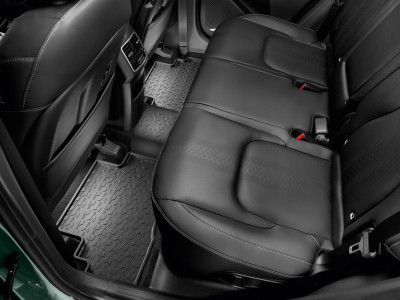 1642070748_CJ131ADE2C_IM_All_weather_mat_centre_tunnel_01 400xauto