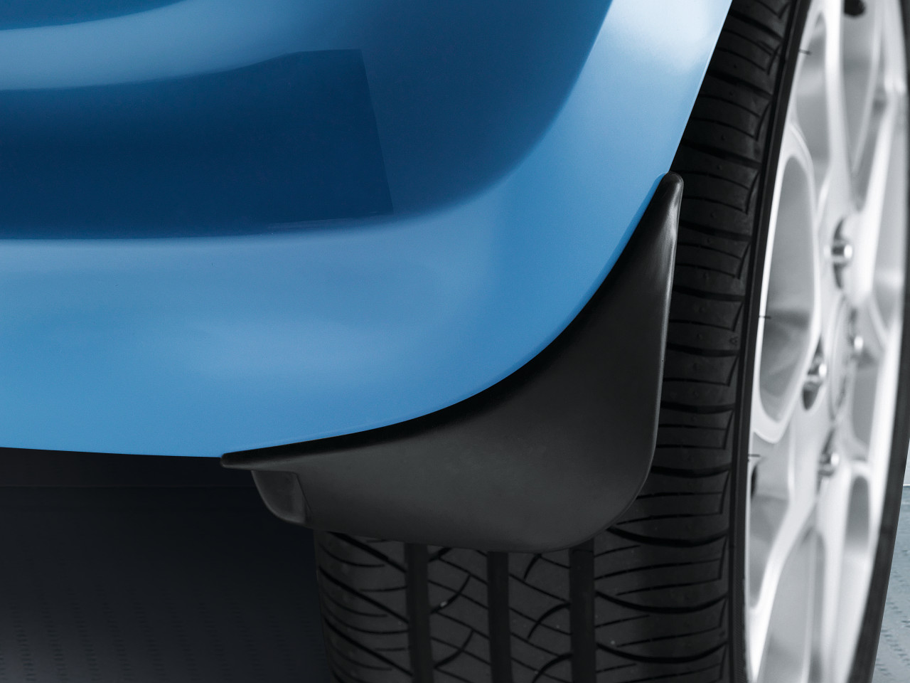 1644833263_1YF46AC200_IM_Mudguard_kit_rear_01 1280xauto