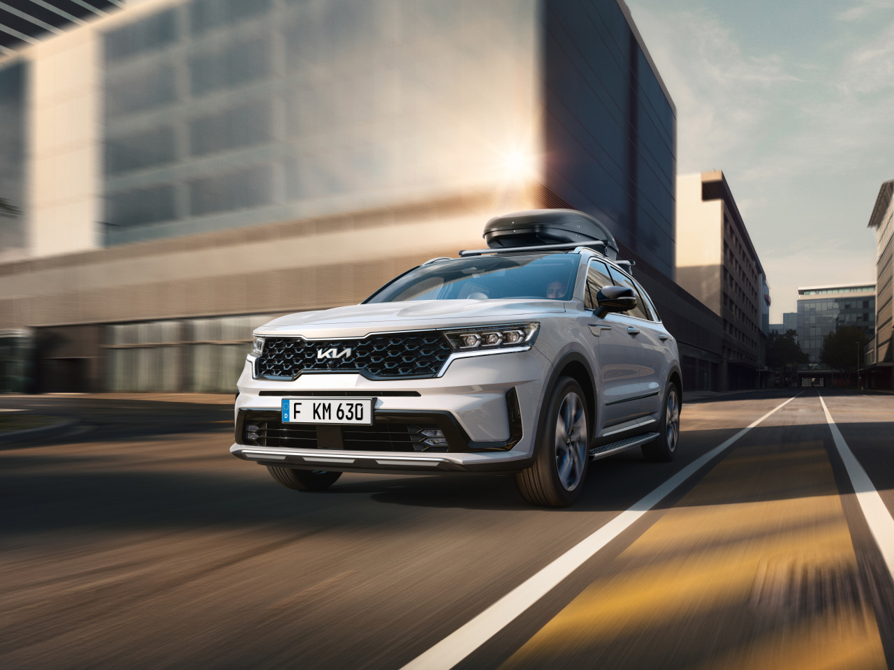 1646147360_P2271ADE00BL P2211ADE01AL 66730ADE11 P2F37AB000_IM_Emotional_image_01 1280xauto