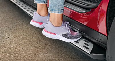 1646147360_P2F37AB000_IM_Side_steps_sporty_02 400xauto