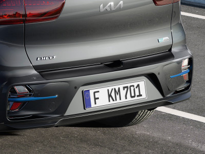 1653318209_Q4272ADE00BL_IM_Rear_bumper_protection_foil_black_01 400xauto