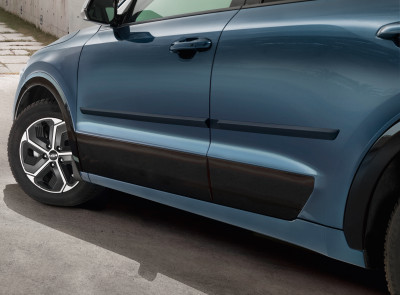 1655217228_AT271ADE00_IM_Side_door_moulding_01 400xauto