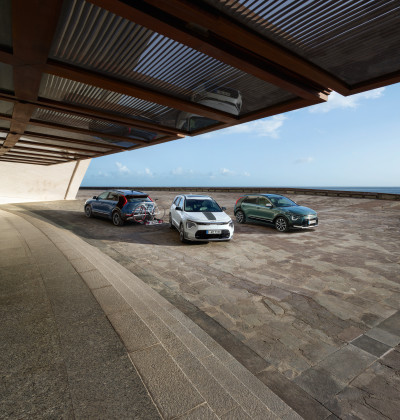 1655217778_E823055001 AT271ADE00BR AT431ADE00BR AT431ADE00BL AT200ADE10BL_IM_Styling_range_Emotional_image_01 400xauto