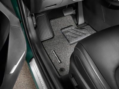 1660632058_CJ141ADE00_IM_Textile_floor_mats_standard_01 400xauto