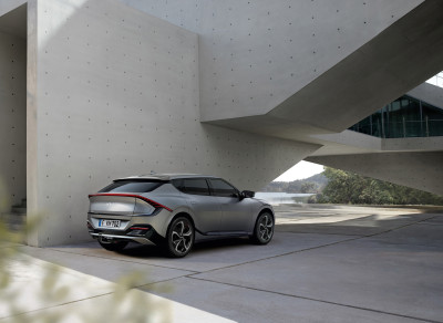 1669123021_CV281ADE01 CV281ADE02_IM_Tow_bar_detachable_01 400xauto