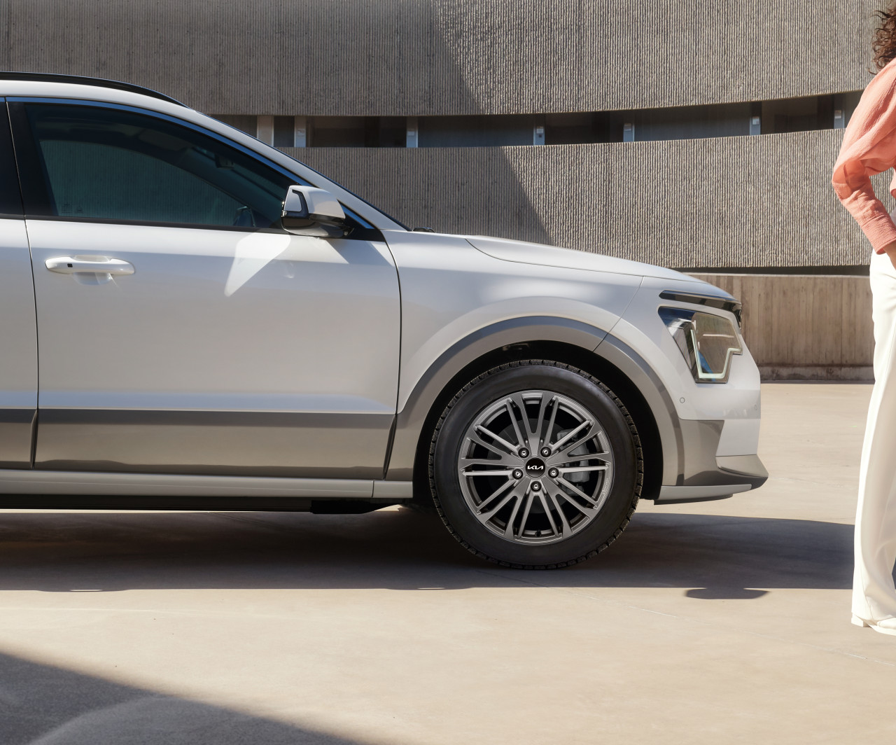 1675156069_P2400ADE07NGR_IM_Alloy_wheel_17_Osan_graphite_02 1280xauto