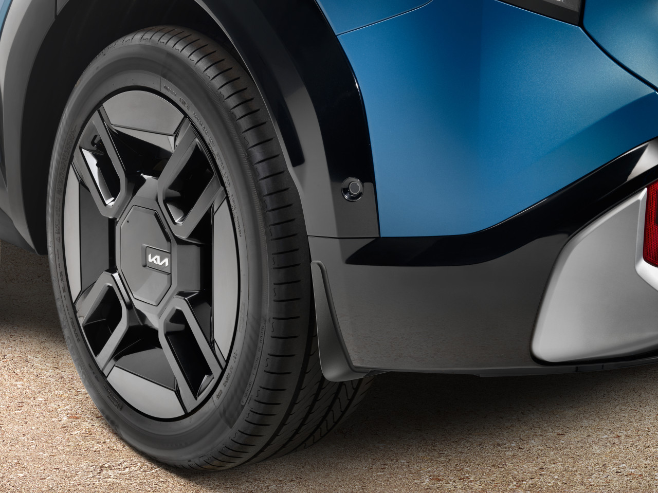 1695994786_DOF46ACF00EU_IM_Mud_guards_rear_01 1280xauto