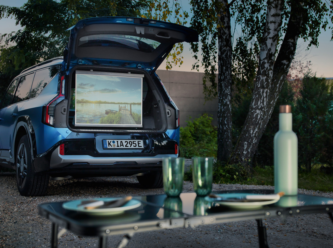 1695994786_DOH15AZ000_IM_Portable_projector_screen_01 1280xauto