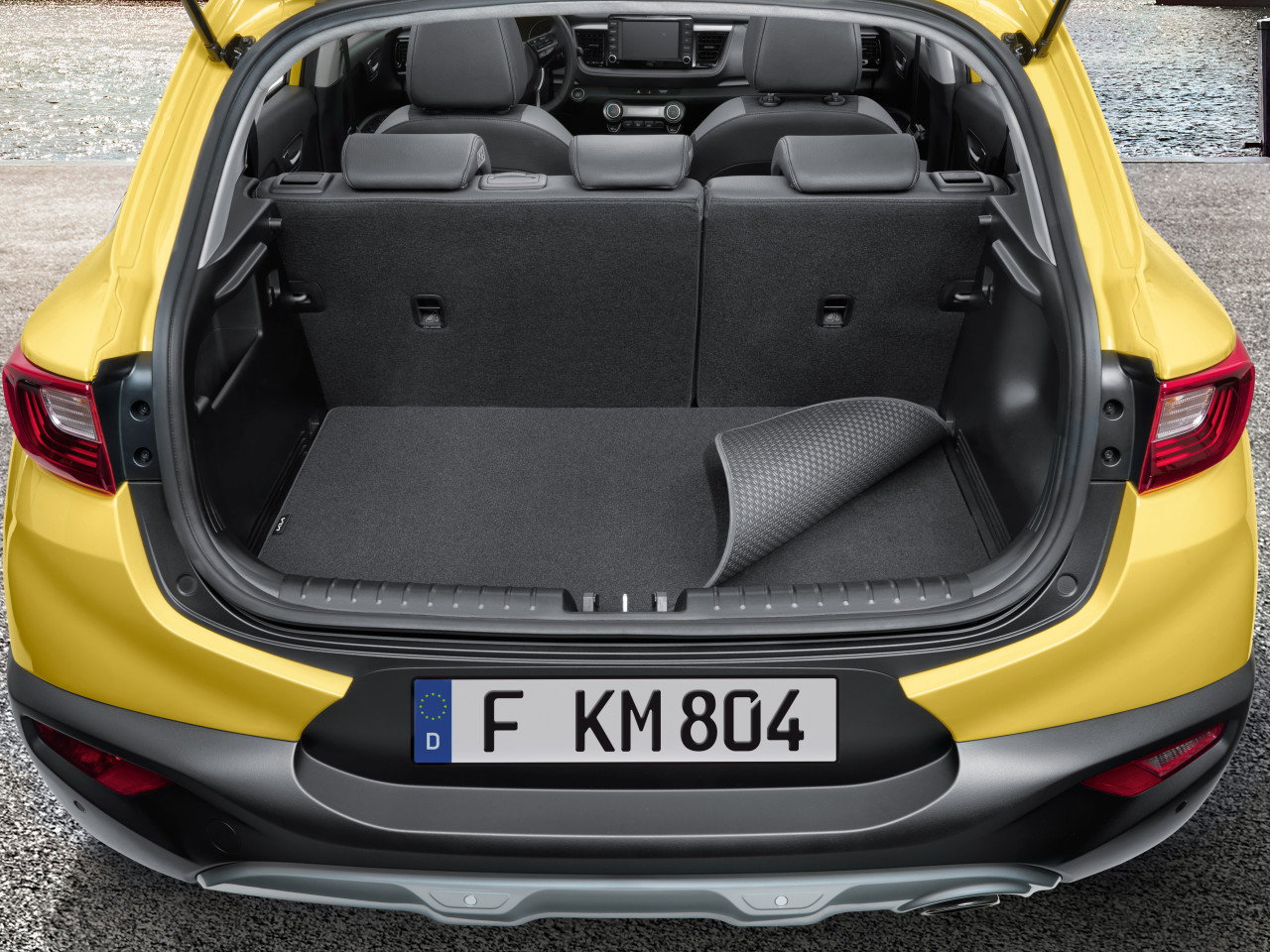 1726652833_H8120ADE51 H8120ADE62_IM_Trunk_mat_reversible_01 1280xauto