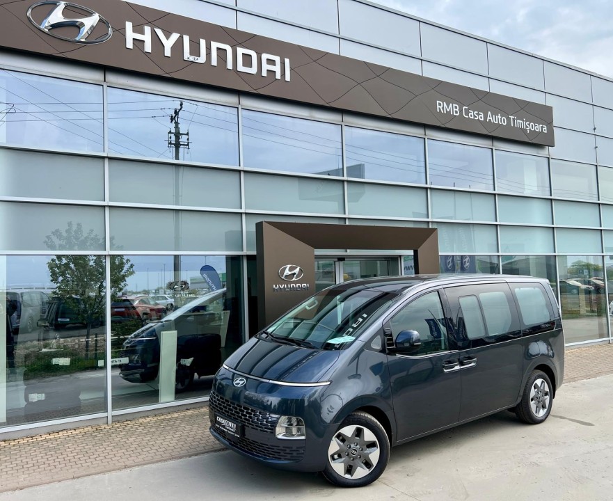 hyundai staria 1 6t gdi 215cp hybrid 6at 9seats premium 369df34f9b7cce