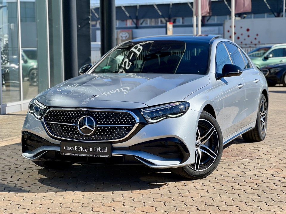 Mercedes-Benz E 300 e 4MATIC Limuzina cu tehnologie EQ hybrid