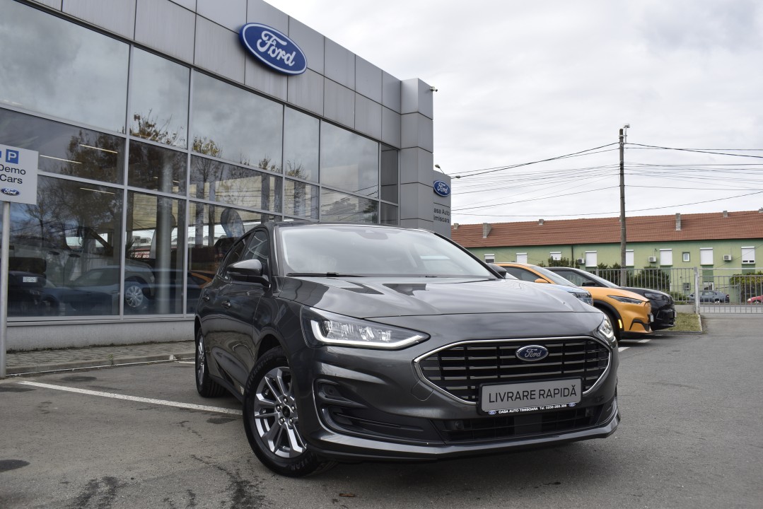 Ford Focus MCA 5 usi Titanium X 1.0T EcoBoost mHEV 125 CP M6