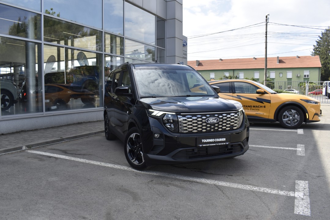 Ford Tourneo Courier Tourneo Titanium Electric Drive 136 CP AT
