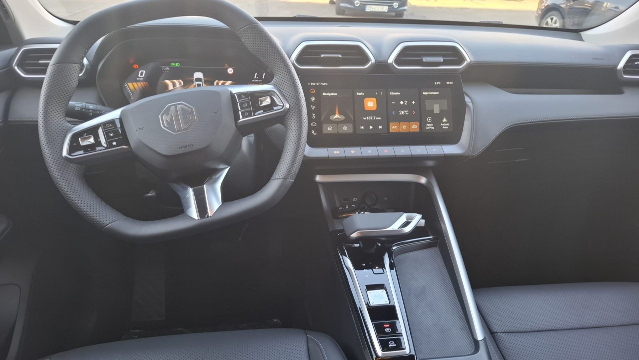 mg zs hev 5 usi exclusive 1 5l gsi 197 cp at 136960a7146c289