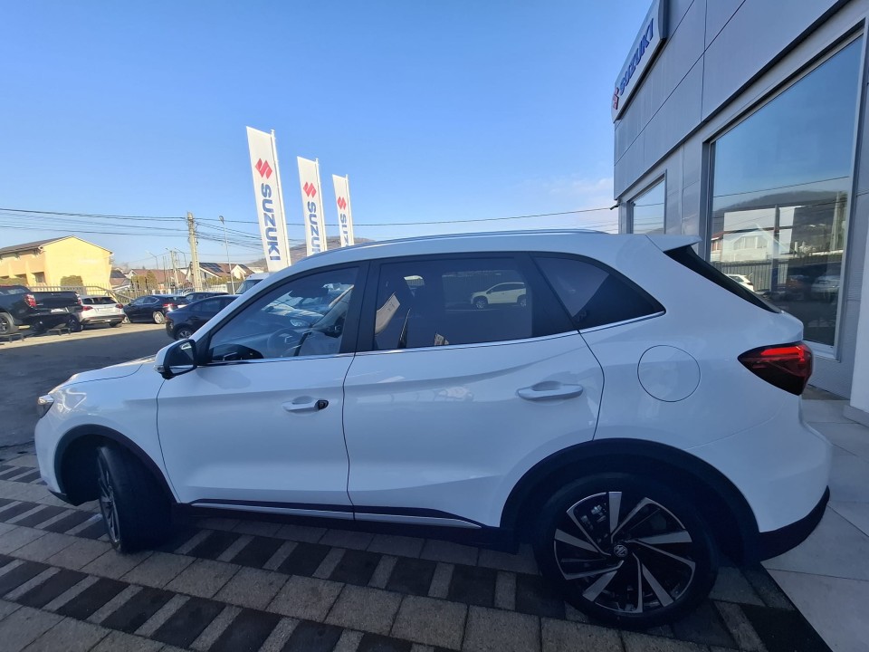 mg zs hev 5 usi exclusive 1 5l gsi 197 cp at 76960a7144e794