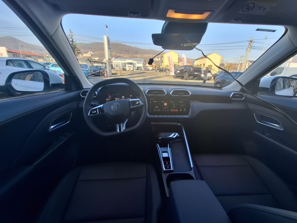 mg zs hev 5 usi exclusive 1 5l gsi 197 cp at 96960a71457c04