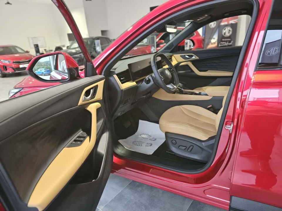 mg noul hs ice 5 usi exclusive 1 5 t gdi 172 cp a7 668dfd3684949d