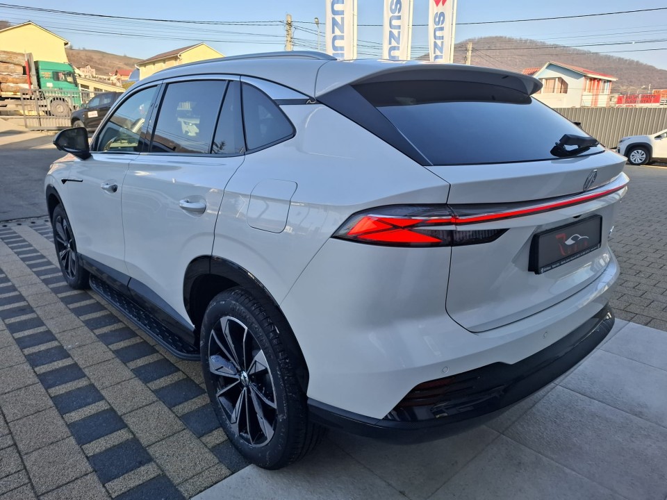 mg noul hs ice 5 usi exclusive 1 5 t gdi 172 cp a7 668dfd3b7b84b9