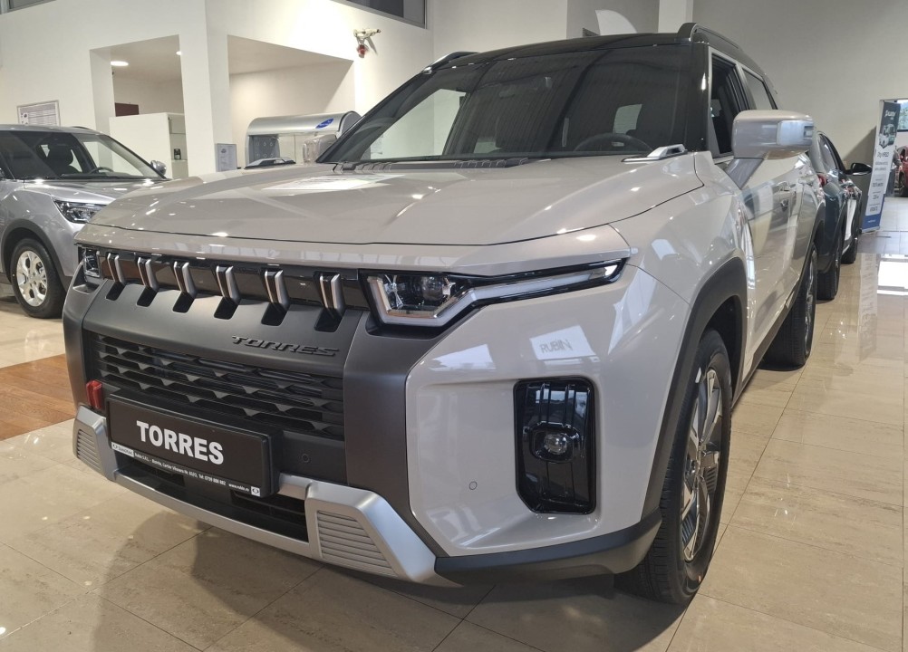 kgm torres hev 5 usi style 1 5 gdi turbo hybrid 204 cp at my 2025 068da67e86355e