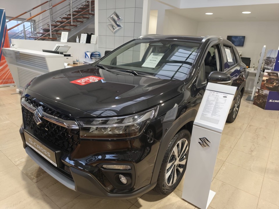 suzuki s cross mild 5 usi luxus 1 4 boosterjet 48v 129 cp m6 4wd 1469524419148de