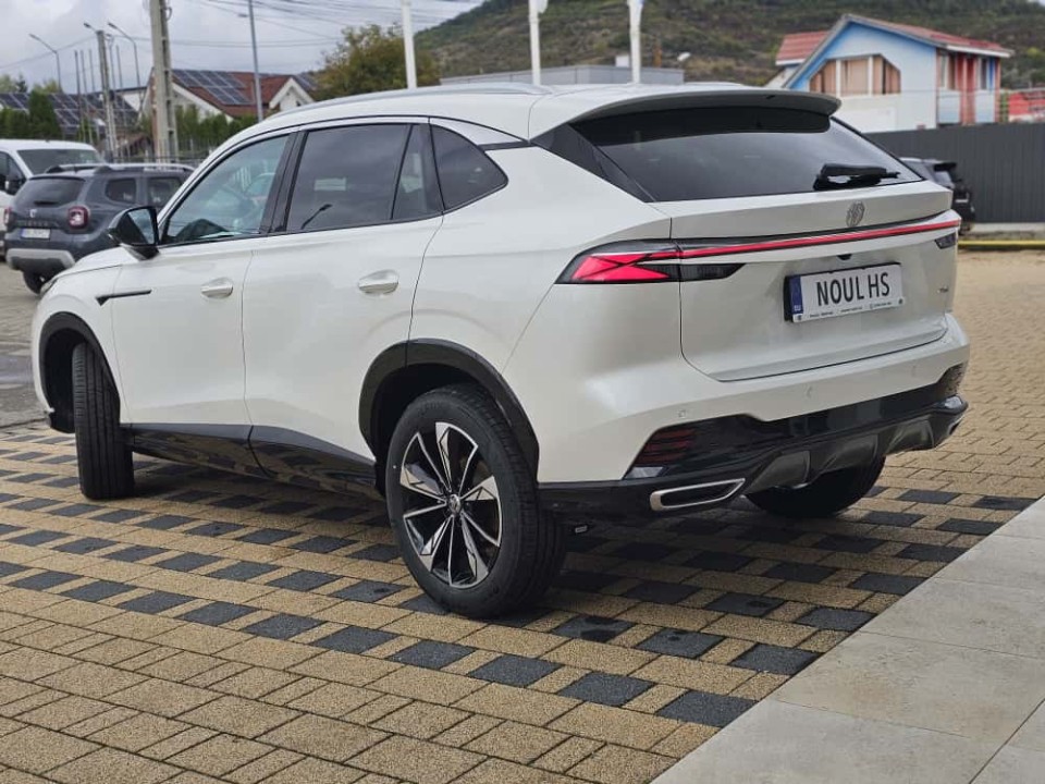 mg noul hs hev 5 usi exclusive 1 5 t gdi hev 224 cp at 76960ae0b3d675