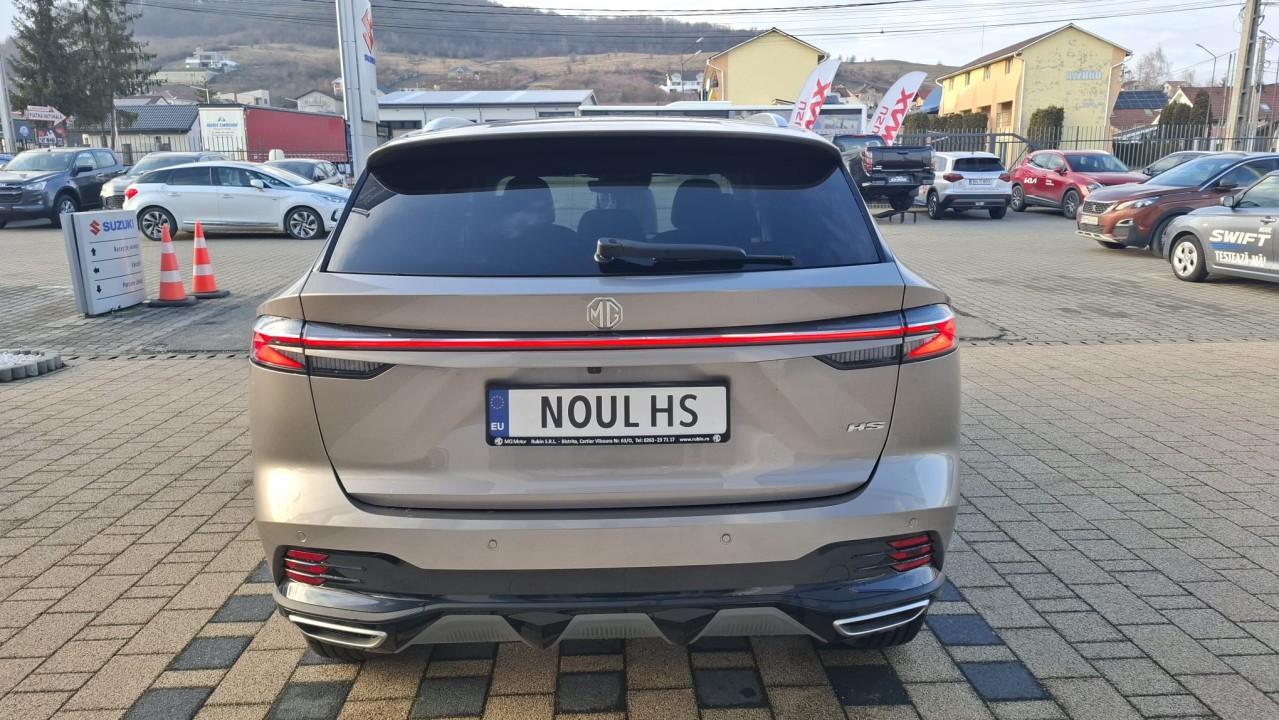 mg noul hs hev 5 usi exclusive 1 5 t gdi hev 224 cp at 2696901918772e