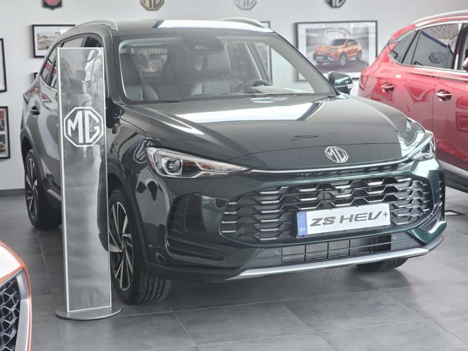 mg zs hev 5 usi exclusive 1 5l gsl hev 197 cp at 36969023b6e3f8