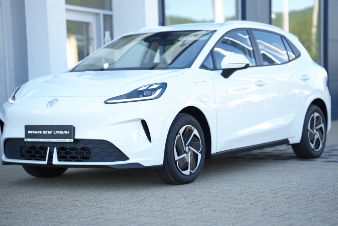 mg4 ev urban 5 usi excite electric 43 kwh 149 cp 216a46053141d76