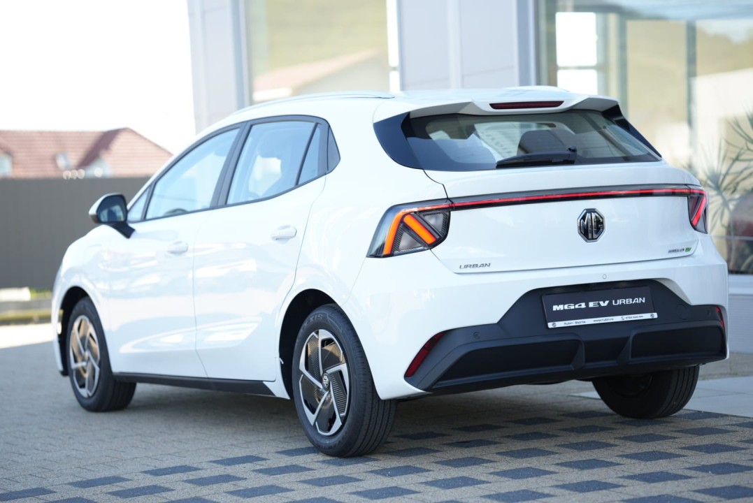 mg4 ev urban 5 usi excite electric 43 kwh 149 cp 506a46053265543