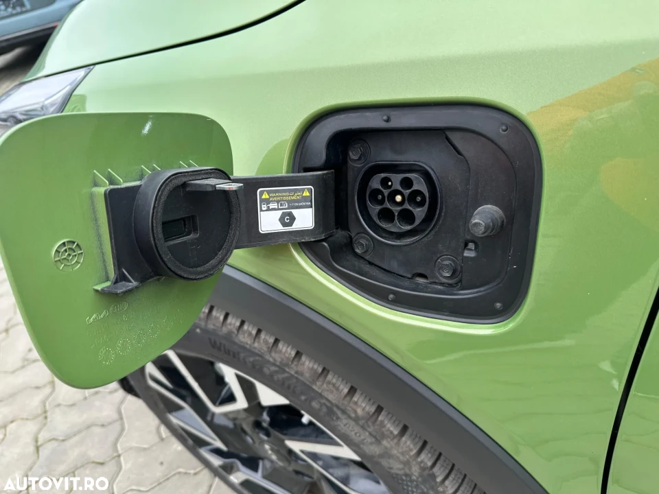 Kia Xceed 2023 hibrid, 27.990 € — imagine 14