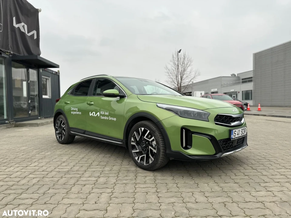 Kia Xceed 2023 hibrid, 27.990 € — imagine 5