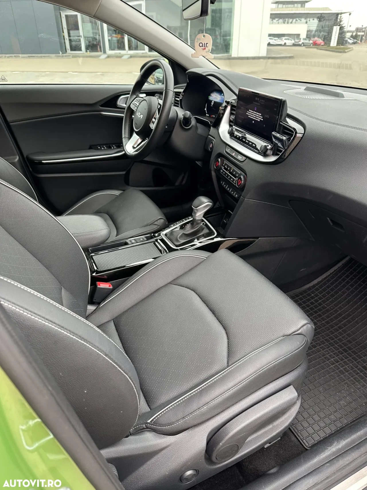 Kia Xceed 2023 hibrid, 27.990 € — imagine 9
