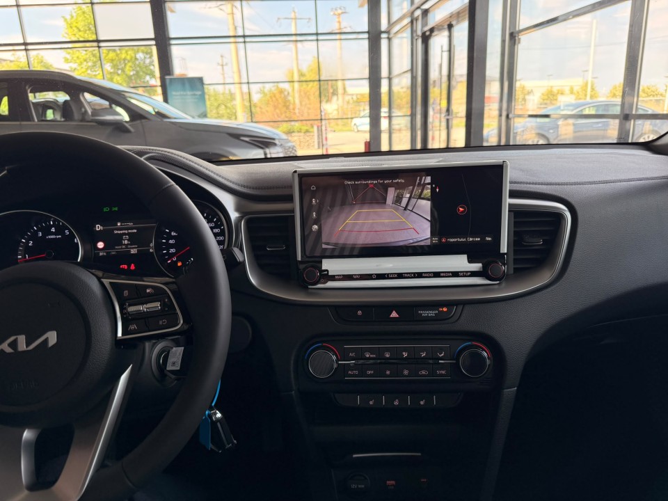 KIA Xceed 2025 — imagine 8
