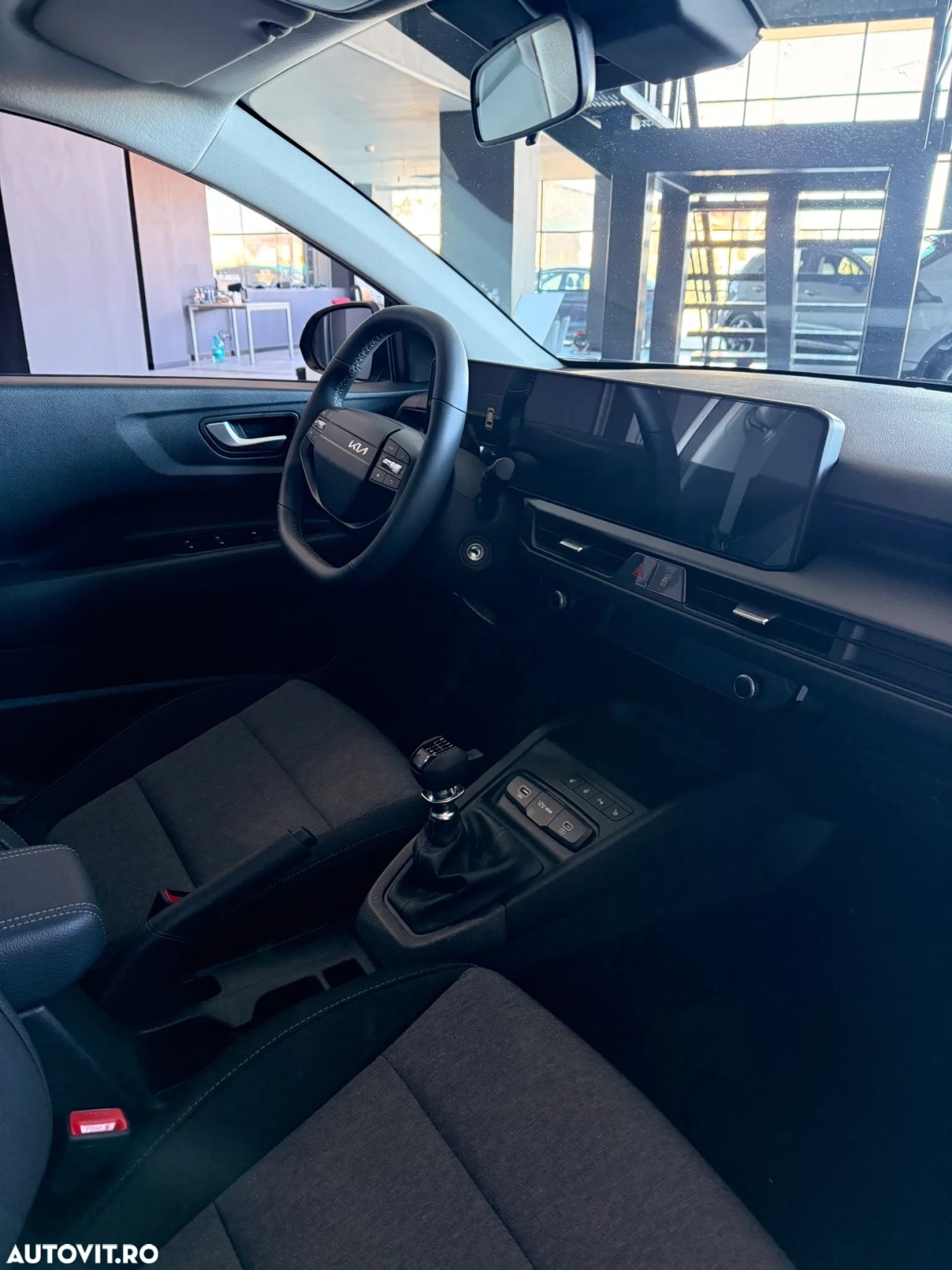 KIA Stonic 2025 — imagine 6